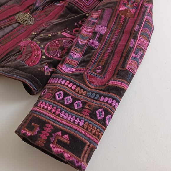 Peter Nygard Velvet Embroidered Vintage Jacket - Picture 7 of 16